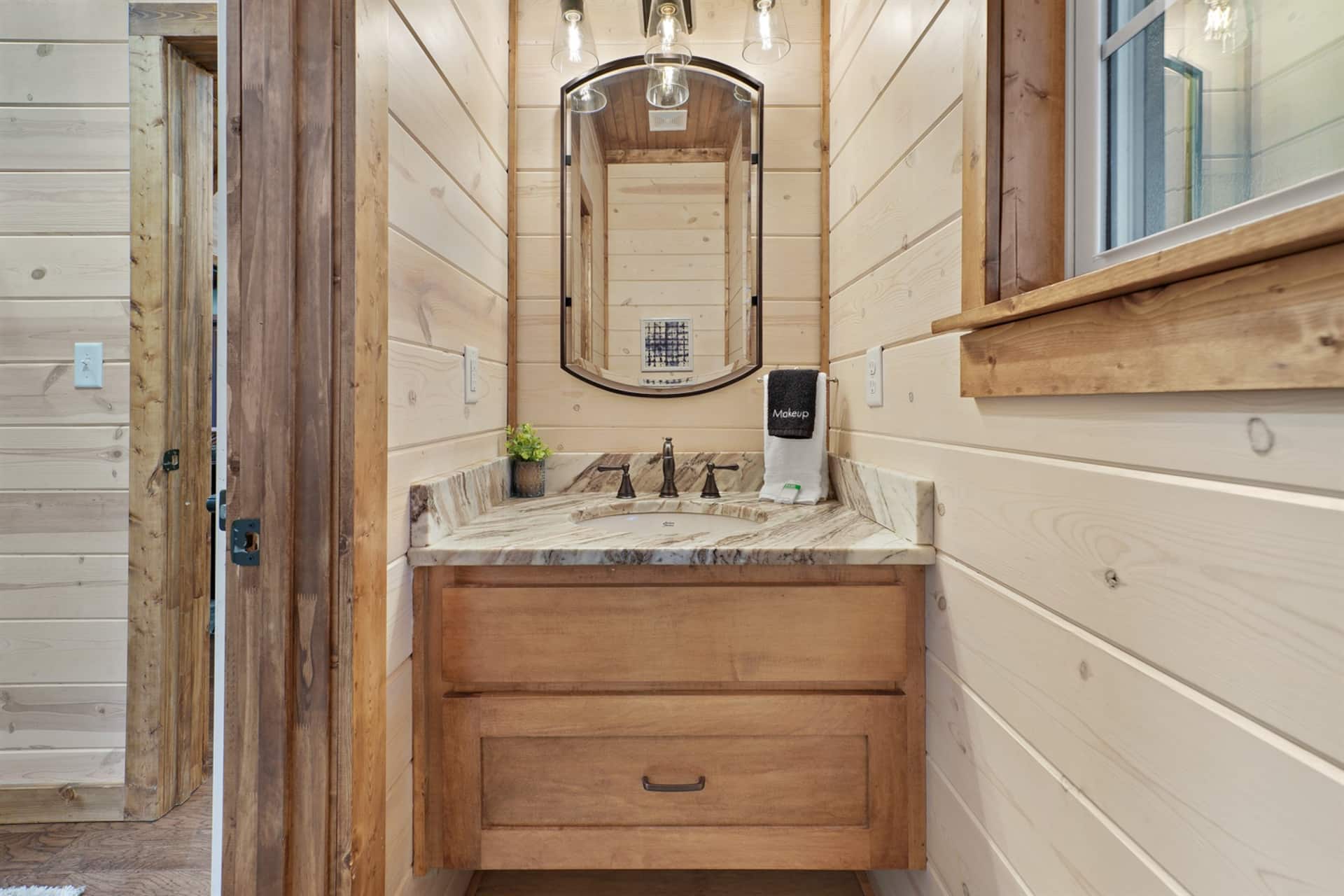 Moonstone Mountain half bathroom